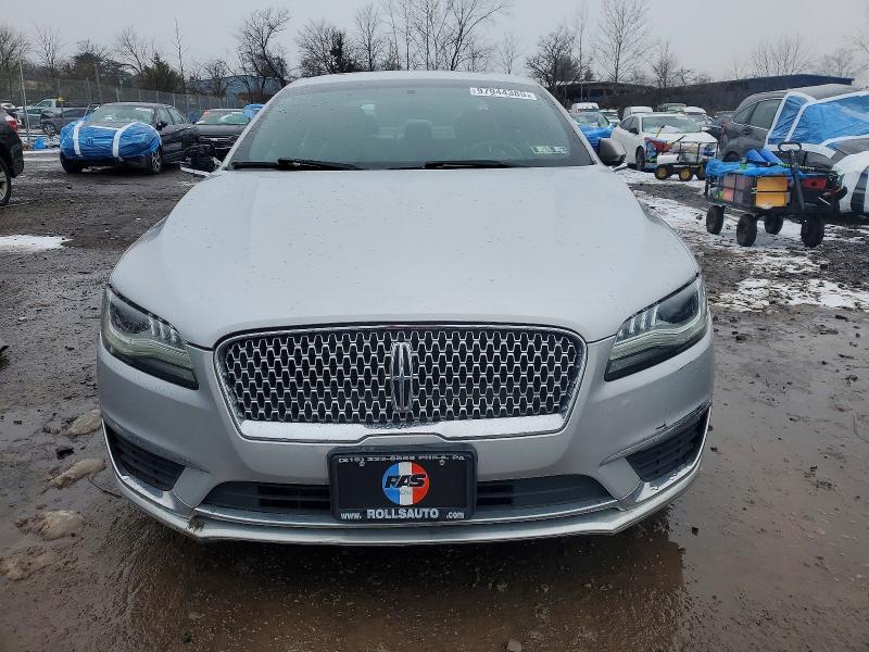 Photo 5 from auction – 2017 LINCOLN MKZ with VIN 3LN6L5D9XHR625116