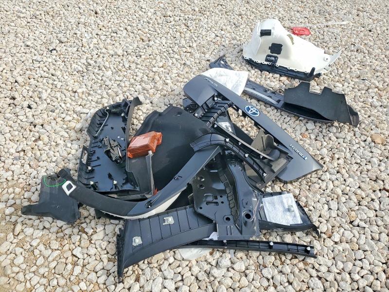 Photo 12 from auction – 2018 TOYOTA PRIUS with VIN JTDKARFU3J3553035
