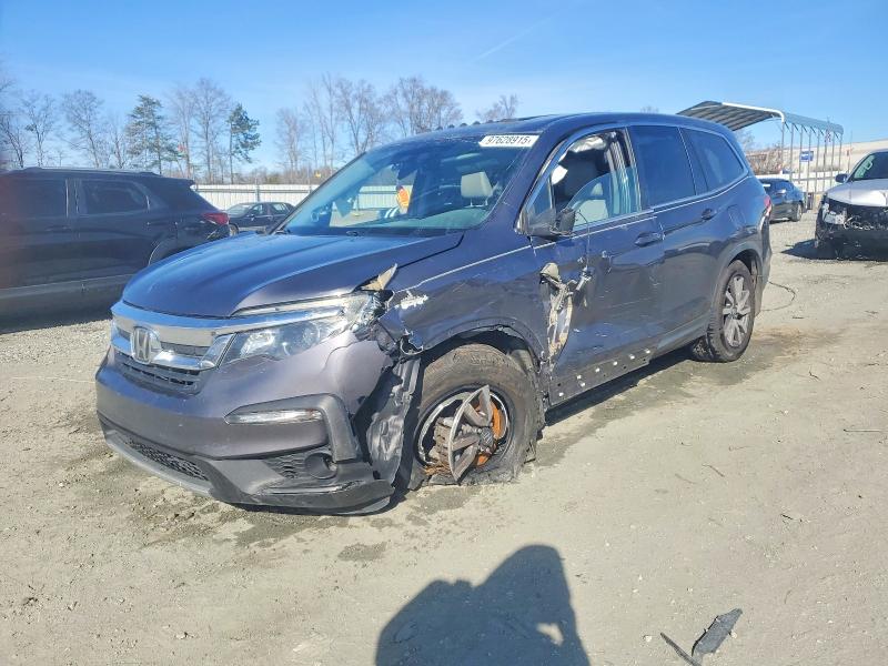 HONDA PILOT 2019 with VIN 5FNYF5H53KB005258 - Photo from auction