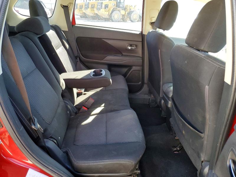 Zdjęcie 11 z aukcji – 2017 MITSUBISHI OUTLANDER z VIN JA4AD3A30HZ028059