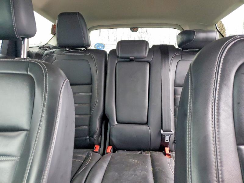 Photo 10 from auction – 2019 FORD ESCAPE SEL with VIN 1FMCU9HD5KUA06526