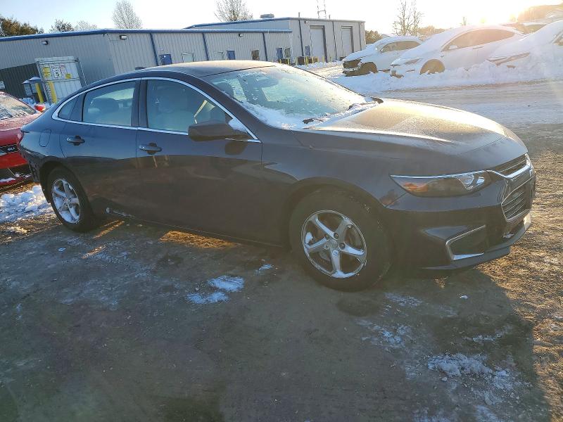 Photo 4 from auction – 2017 CHEVROLET MALIBU with VIN 1G1ZB5ST4HF273403