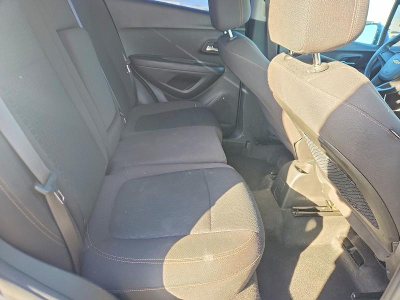 Photo 10 from auction – 2018 CHEVROLET TRAX with VIN KL7CJKSB8JB699143
