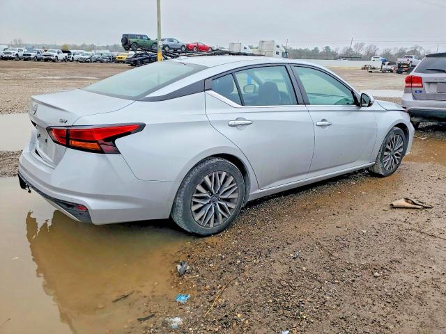 Photo 3 from auction – 2023 NISSAN ALTIMA with VIN 1N4BL4DV1PN350317
