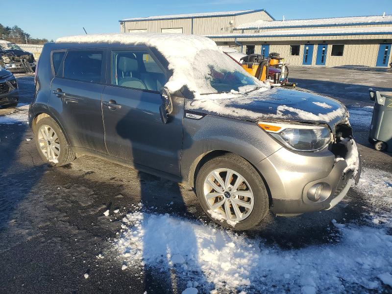 Photo 4 from auction – 2019 KIA SOUL + with VIN KNDJP3A54K7631081