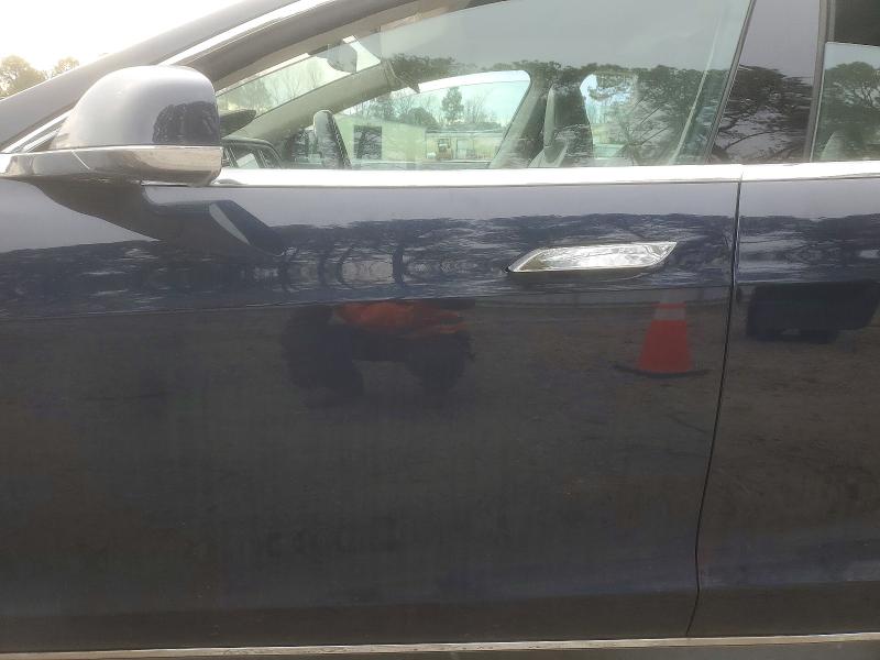 Photo 7 from auction – 2013 TESLA MODEL S with VIN 5YJSA1CP6DFP14100