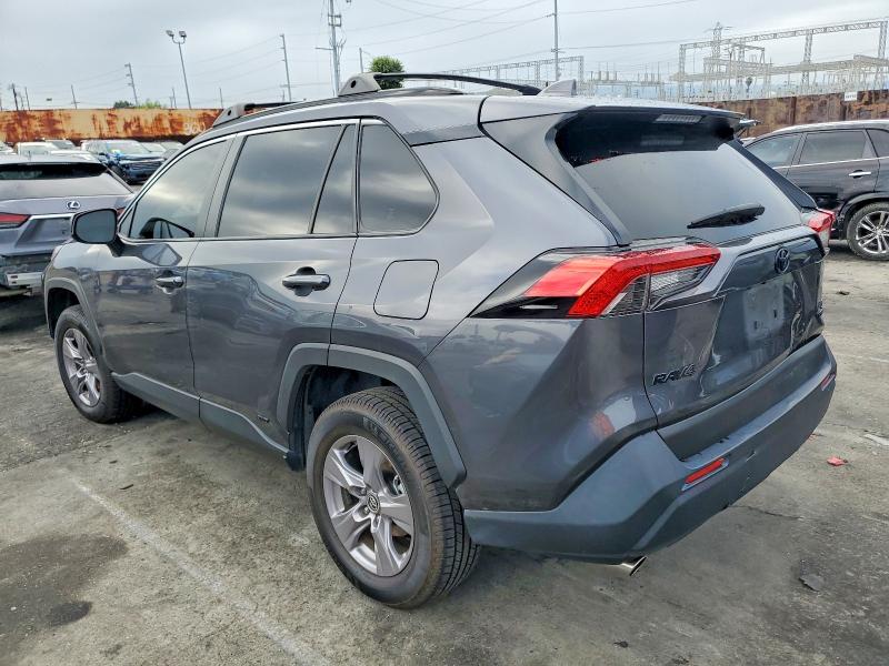 Фото 2 с аукциона – 2024 TOYOTA RAV4 LE с VIN JTMLWRFV4RD219326