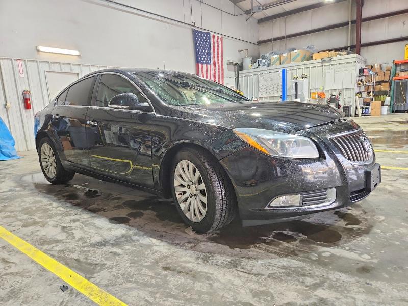 Photo 4 from auction – 2013 BUICK REGAL PREM with VIN 2G4GT5GV3D9249078
