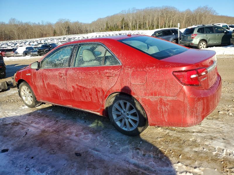 Zdjęcie 2 z aukcji – 2014 TOYOTA CAMRY z VIN 4T1BD1FK1EU123717