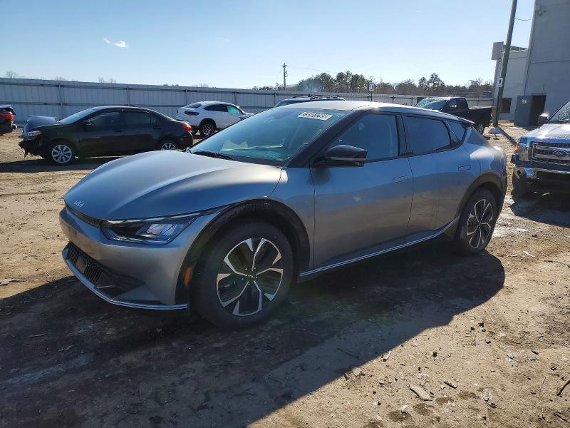 KIA EV6 LIGHT 2023 with VIN KNDC34LA8P5130444 - Photo from auction