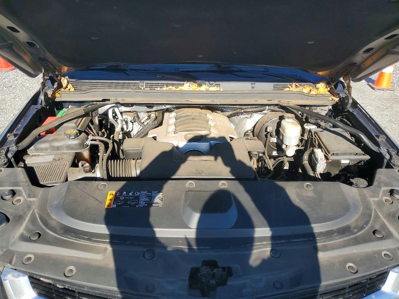 Photo 12 from auction – 2017 CADILLAC ESCALADE L with VIN 1GYS4BKJ7HR262226