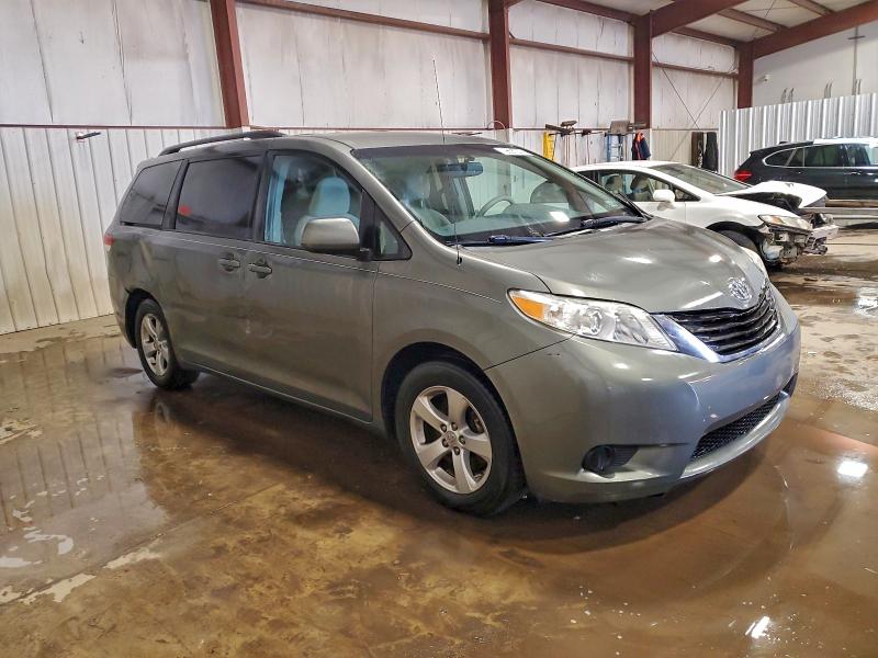 Photo 4 from auction – 2011 TOYOTA SIENNA LE with VIN 5TDKK3DC6BS007222