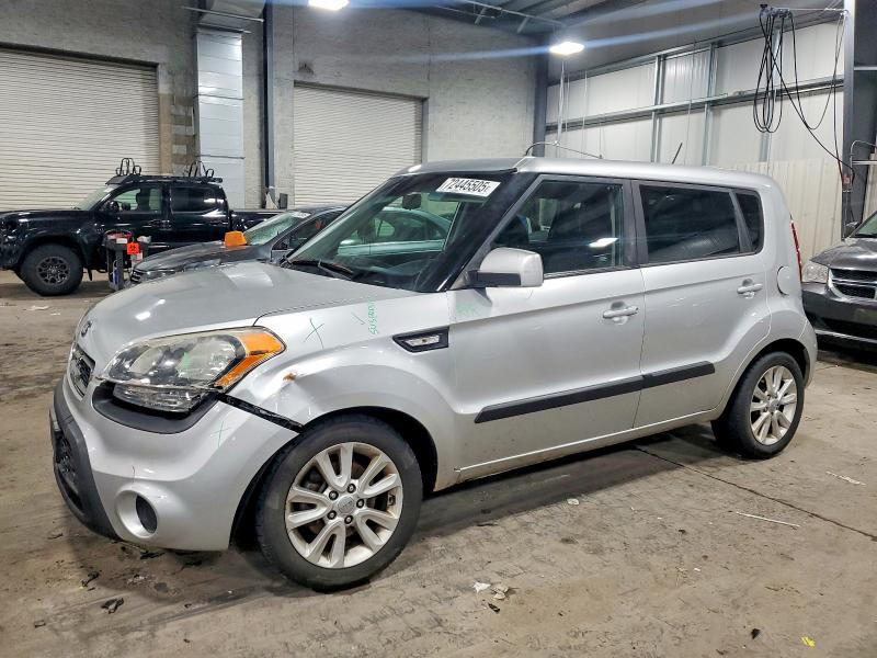 KIA SOUL 2013 with VIN KNDJT2A52D7577529 - Photo from auction