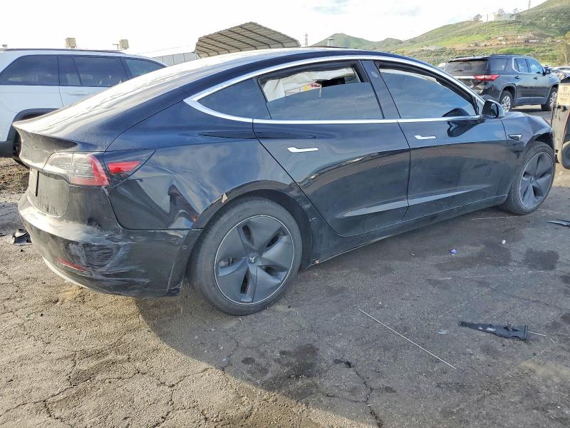 Photo 3 from auction – 2019 TESLA MODEL 3 with VIN 5YJ3E1EA7KF399063