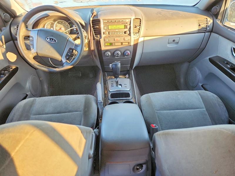 Photo 8 from auction – 2008 KIA SORENTO EX with VIN KNDJC736885809247