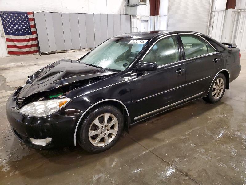 TOYOTA CAMRY LE 2005 with VIN 4T1BF30K55U096584 - Photo from auction