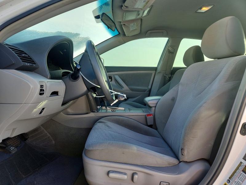 Photo 7 from auction – 2011 TOYOTA CAMRY with VIN 4T1BF3EK7BU714153
