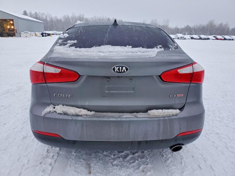 Photo 6 from auction – 2016 KIA FORTE EX with VIN KNAFX4A89G5528373