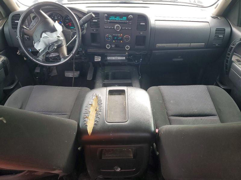 Photo 8 from auction – 2011 CHEVROLET SILVERADO with VIN 1GCRCSE00BZ193123