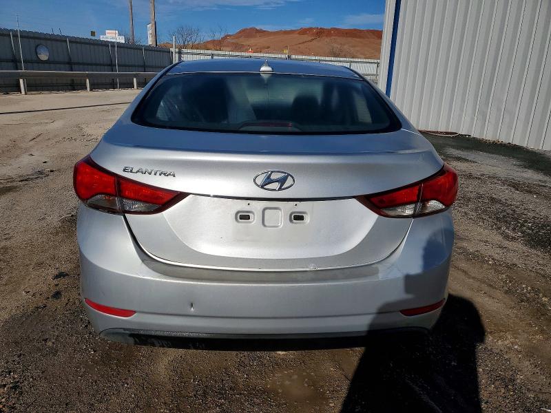 Photo 6 from auction – 2016 HYUNDAI ELANTRA SE with VIN 5NPDH4AE3GH674488