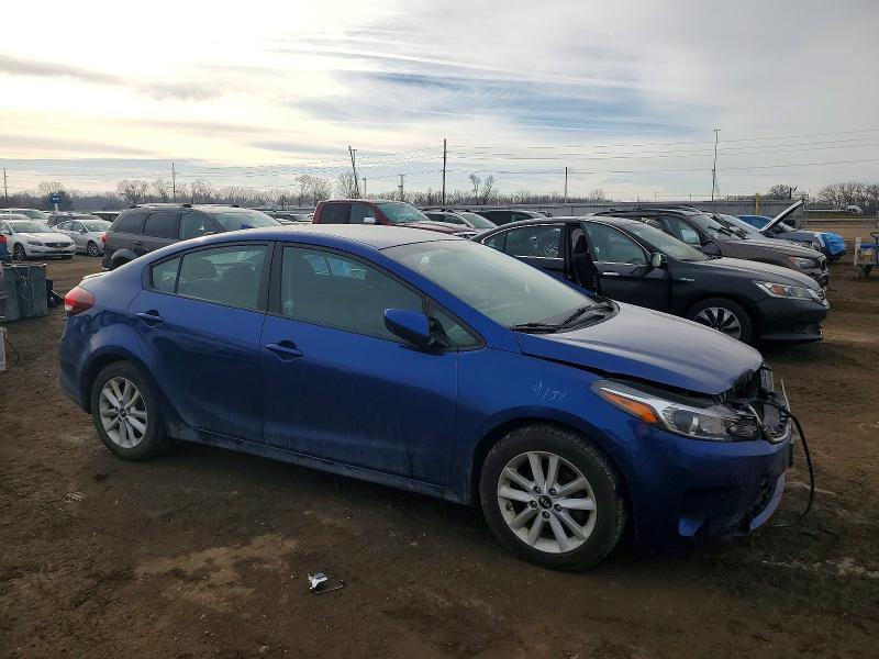 Photo 4 from auction – 2017 KIA FORTE with VIN 3KPFL4A75HE111425