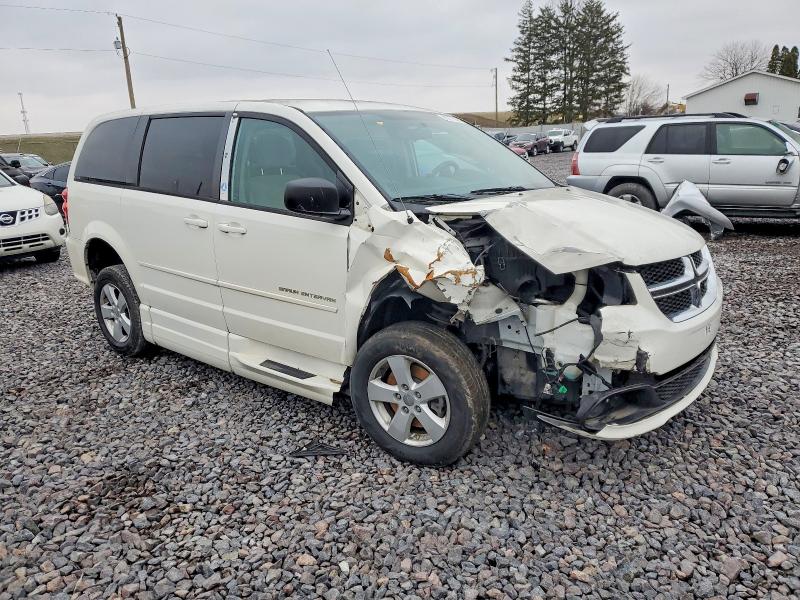 Photo 4 from auction – 2013 DODGE GRAND CARAVAN with VIN 2C4RDGBG7DR787281