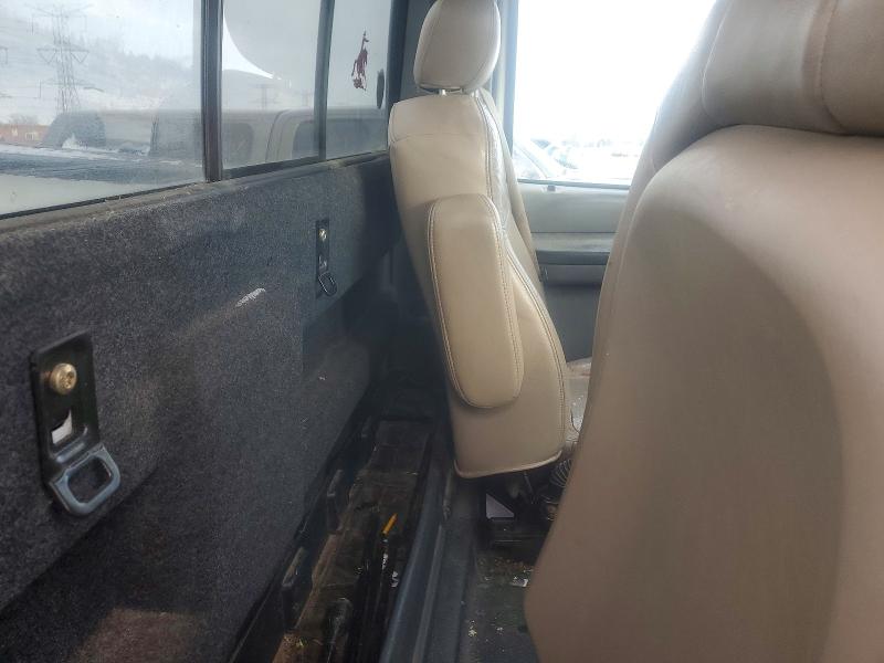 Photo 10 from auction – 2004 FORD F250 with VIN 3FTNF20LX4MA13934