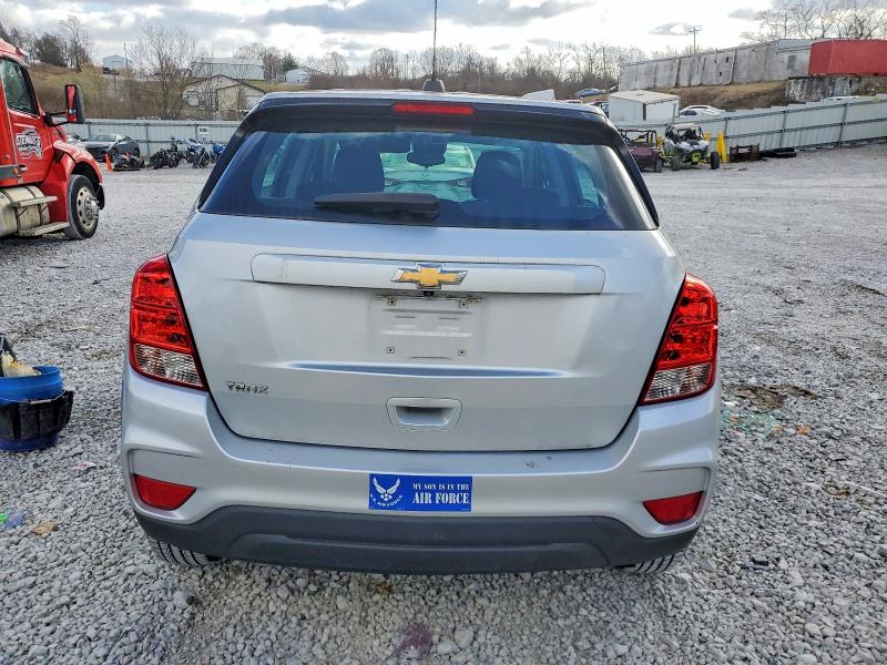 Photo 6 from auction – 2017 CHEVROLET TRAX LS with VIN 3GNCJKSBXHL148845