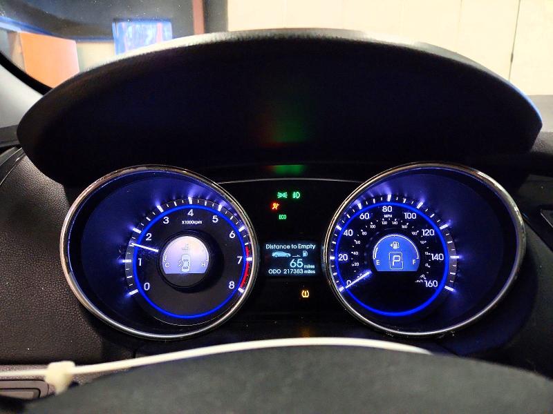 Фото 9 с аукциона – 2011 HYUNDAI SONATA SE с VIN 5NPEC4AB2BH211016