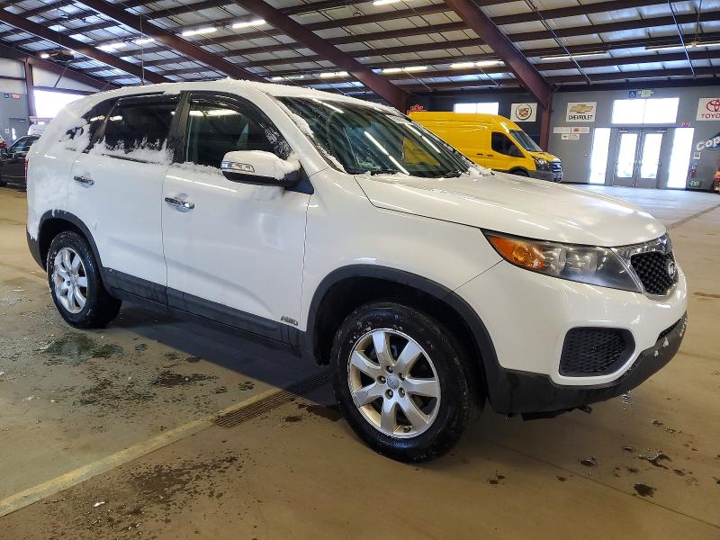 Photo 4 from auction – 2013 KIA SORENTO with VIN 5XYKTDA64DG376808