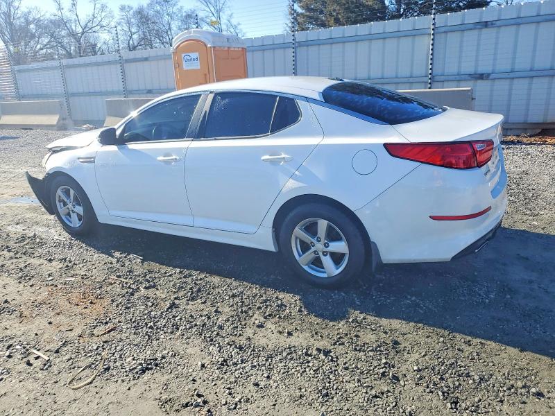 Photo 2 from auction – 2015 KIA OPTIMA LX with VIN 5XXGM4A70FG445805