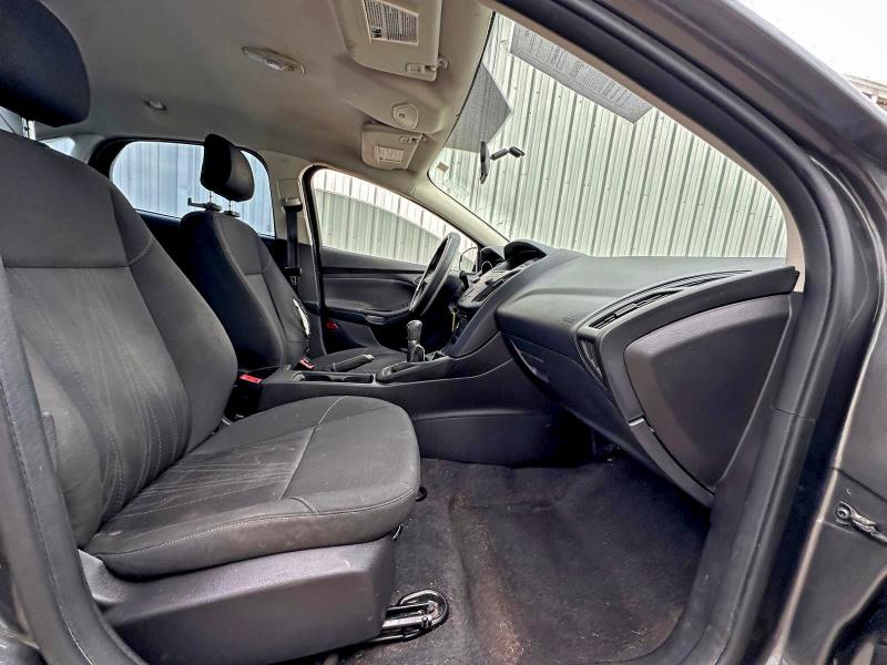 Photo 5 from auction – 2015 FORD FOCUS S with VIN 1FADP3E21FL374591