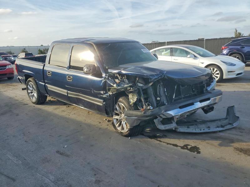 Фото 4 с аукциона – 2005 CHEVROLET SILVERADO с VIN 2GCEC13T851222368