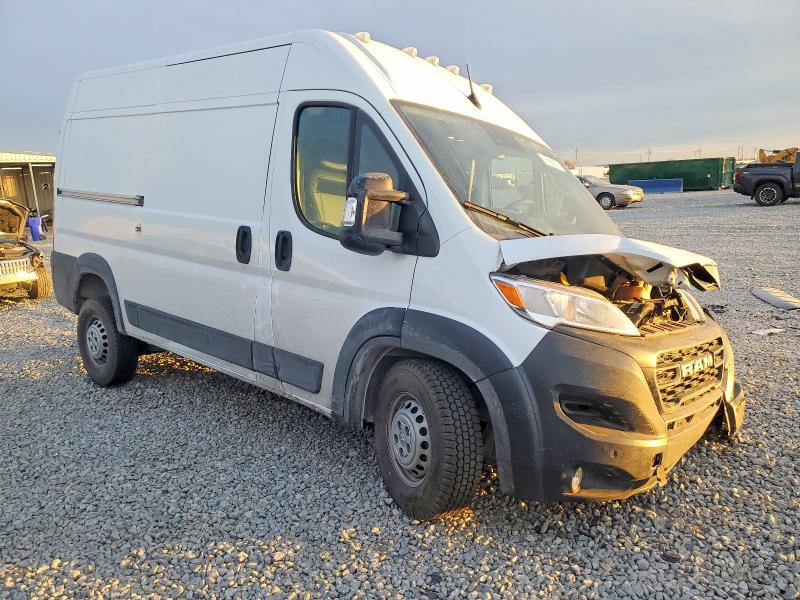 Photo 4 from auction – 2024 RAM PROMASTER 2500 with VIN 3C6LRVCG4RE105306