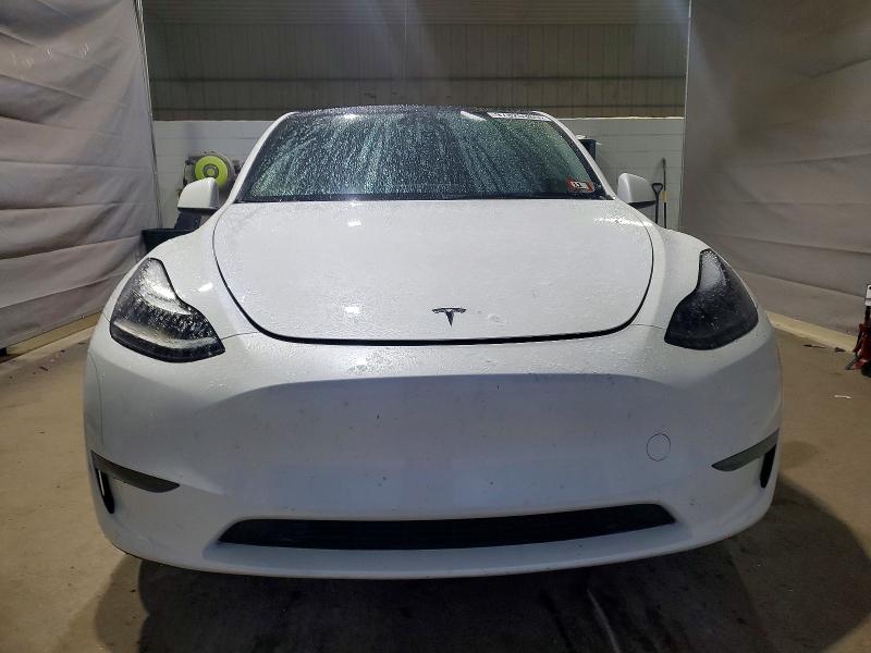 Photo 5 from auction – 2025 TESLA MODEL Y with VIN 7SAYGDEE2SA356366