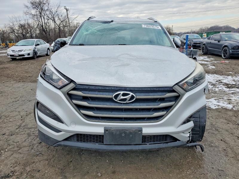 Photo 5 from auction – 2016 HYUNDAI TUCSON LIM with VIN KM8J3CA46GU255037