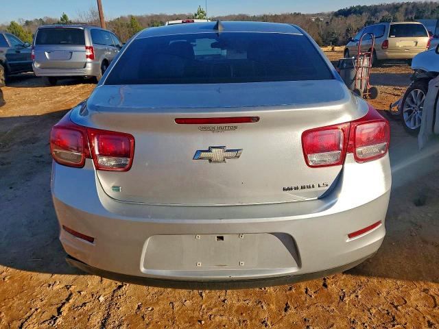 Photo 6 from auction – 2015 CHEVROLET MALIBU with VIN 1G11B5SL1FF113750