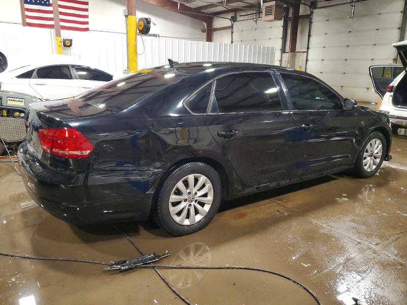 Photo 3 from auction – 2014 VOLKSWAGEN PASSAT S with VIN 1VWAP7A31EC019970