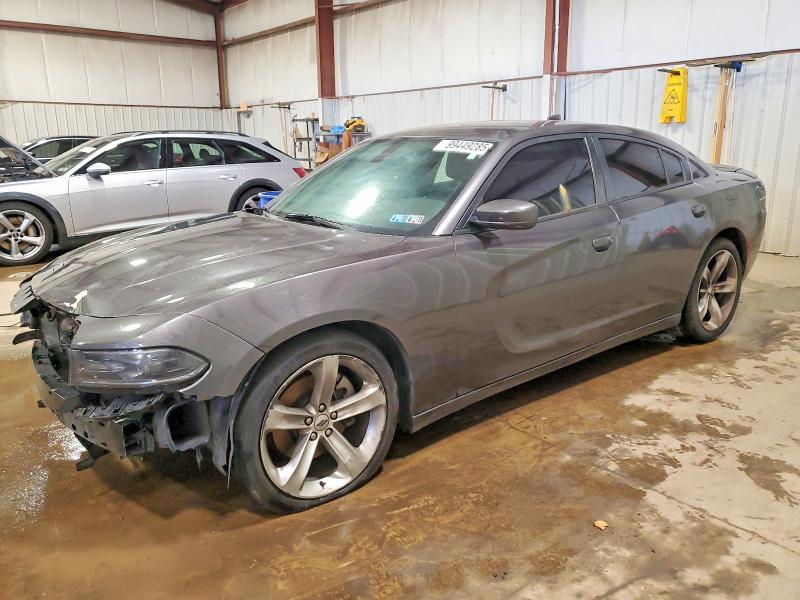 DODGE CHARGER R/ 2018 with VIN 2C3CDXCT0JH125517 - Photo from auction