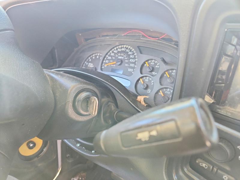 Photo 9 from auction – 2004 GMC NEW SIERRA with VIN 1GTEK19T84Z281923