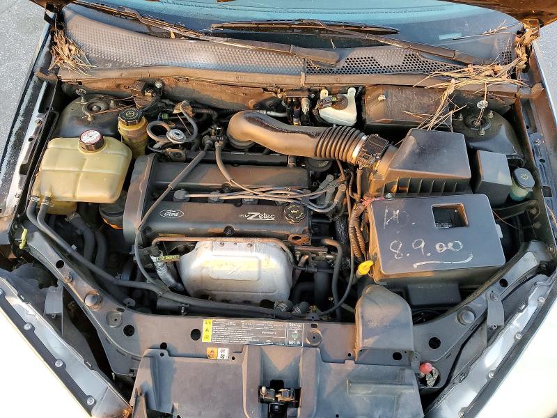 Photo 11 from auction – 2000 FORD FOCUS with VIN 1FAFP3831YW414053