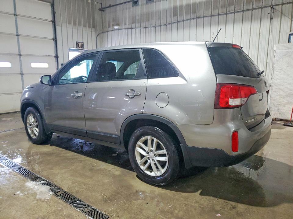Photo 2 from auction – 2014 KIA SORENTO with VIN 5XYKTCA64EG503794