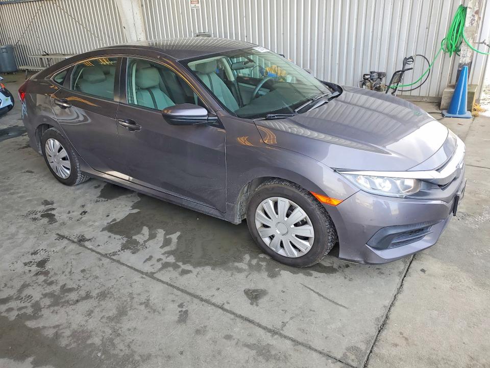 Photo 4 from auction – 2017 HONDA CIVIC with VIN 2HGFC2F59HH521789