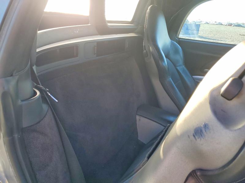 Photo 10 from auction – 2000 PORSCHE BOXSTER with VIN WP0CA2984YU623138