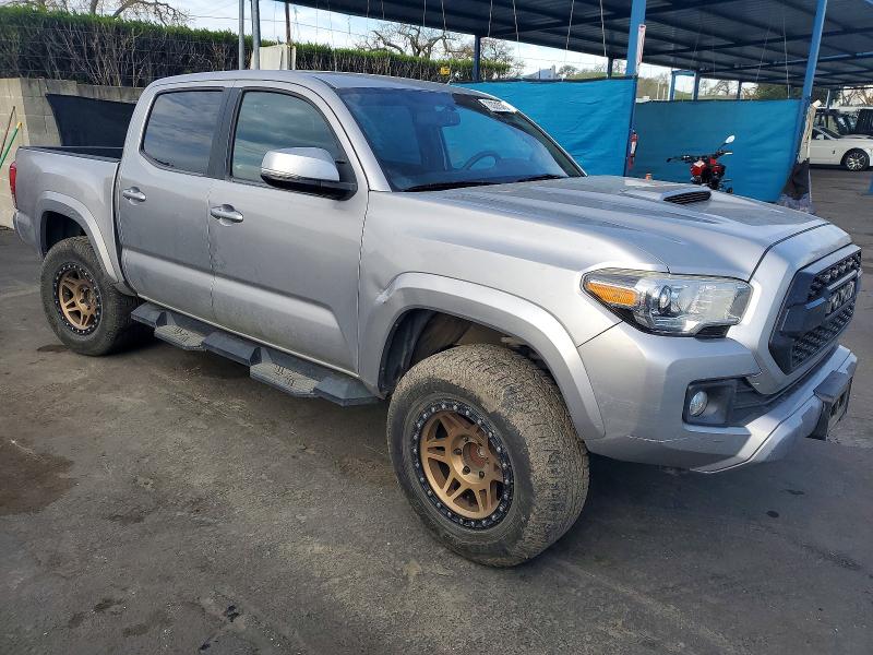 Photo 4 from auction – 2017 TOYOTA TACOMA with VIN 3TMAZ5CN4HM050973