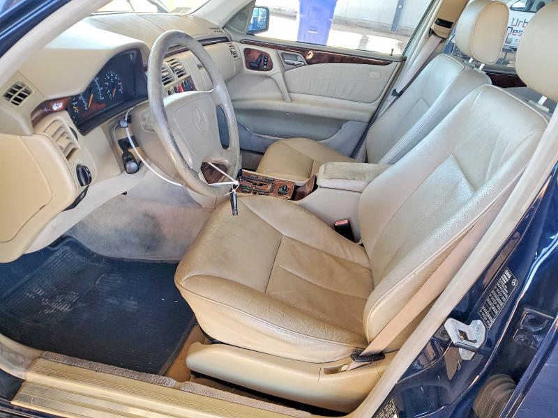 Photo 7 from auction – 1999 MERCEDES-BENZ E 320 with VIN WDBJF65H8XA756084
