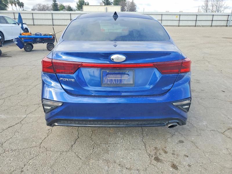 Foto 6 de la subasta – 2019 KIA FORTE con VIN 3KPF24AD7KE050613