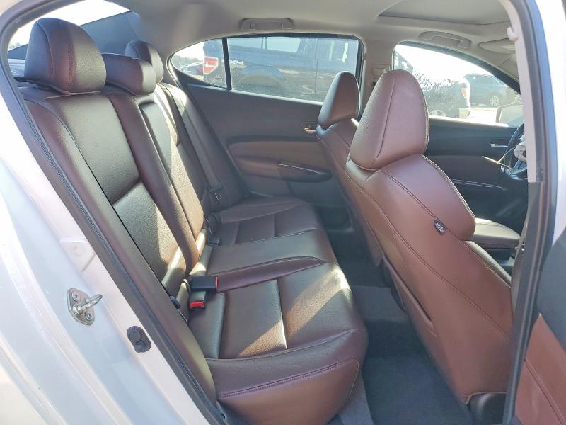 Photo 10 from auction – 2015 ACURA TLX with VIN 19UUB1F38FA002392