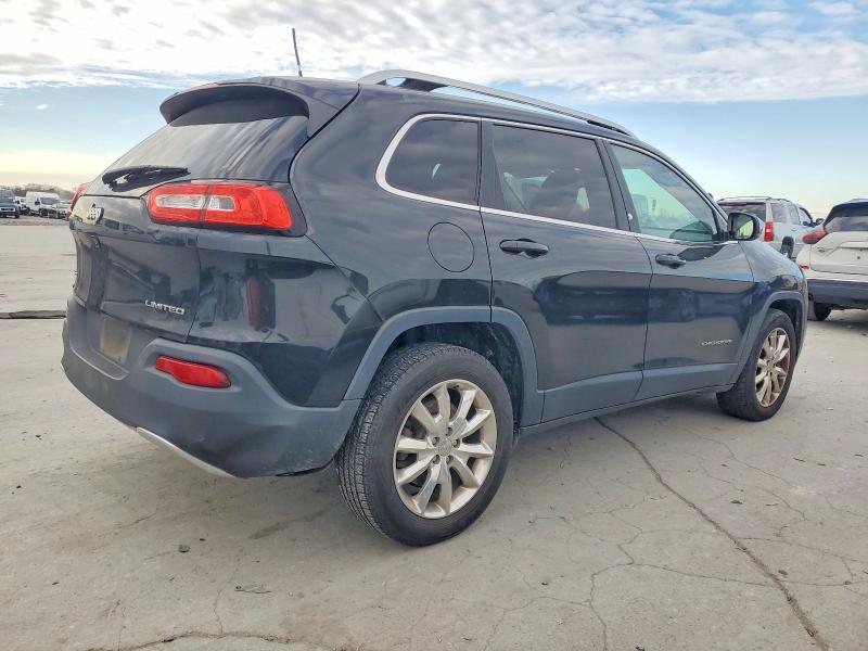 Photo 3 from auction – 2016 JEEP CHEROKEE L with VIN 1C4PJMDB5GW267835