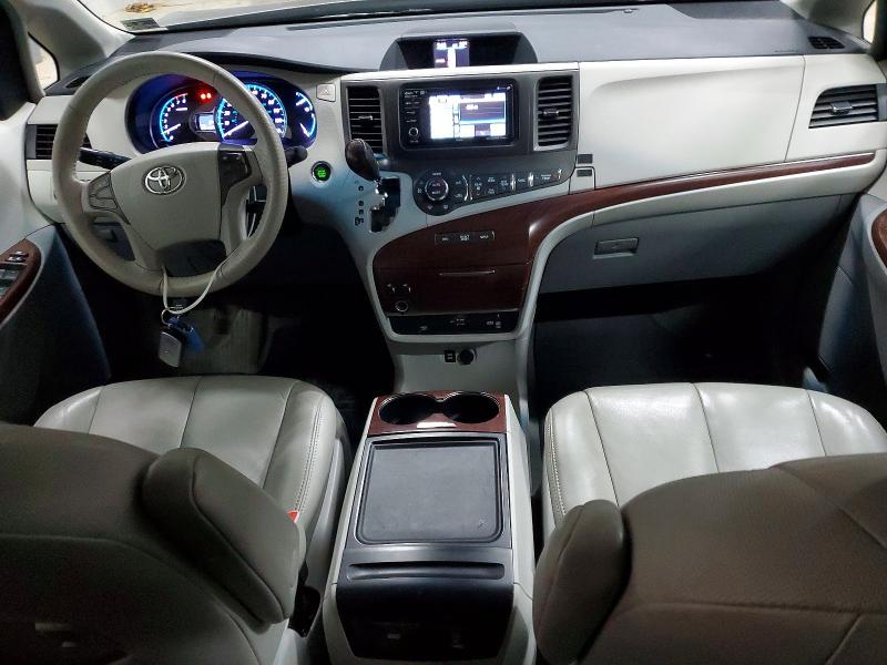 Photo 8 from auction – 2014 TOYOTA SIENNA XLE with VIN 5TDYK3DC9ES418905